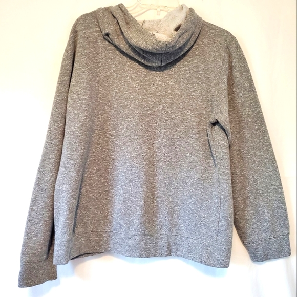 Harry Potter Hogwarts Crest Pullover Hoodie Heather Gray - Picture 3 of 5